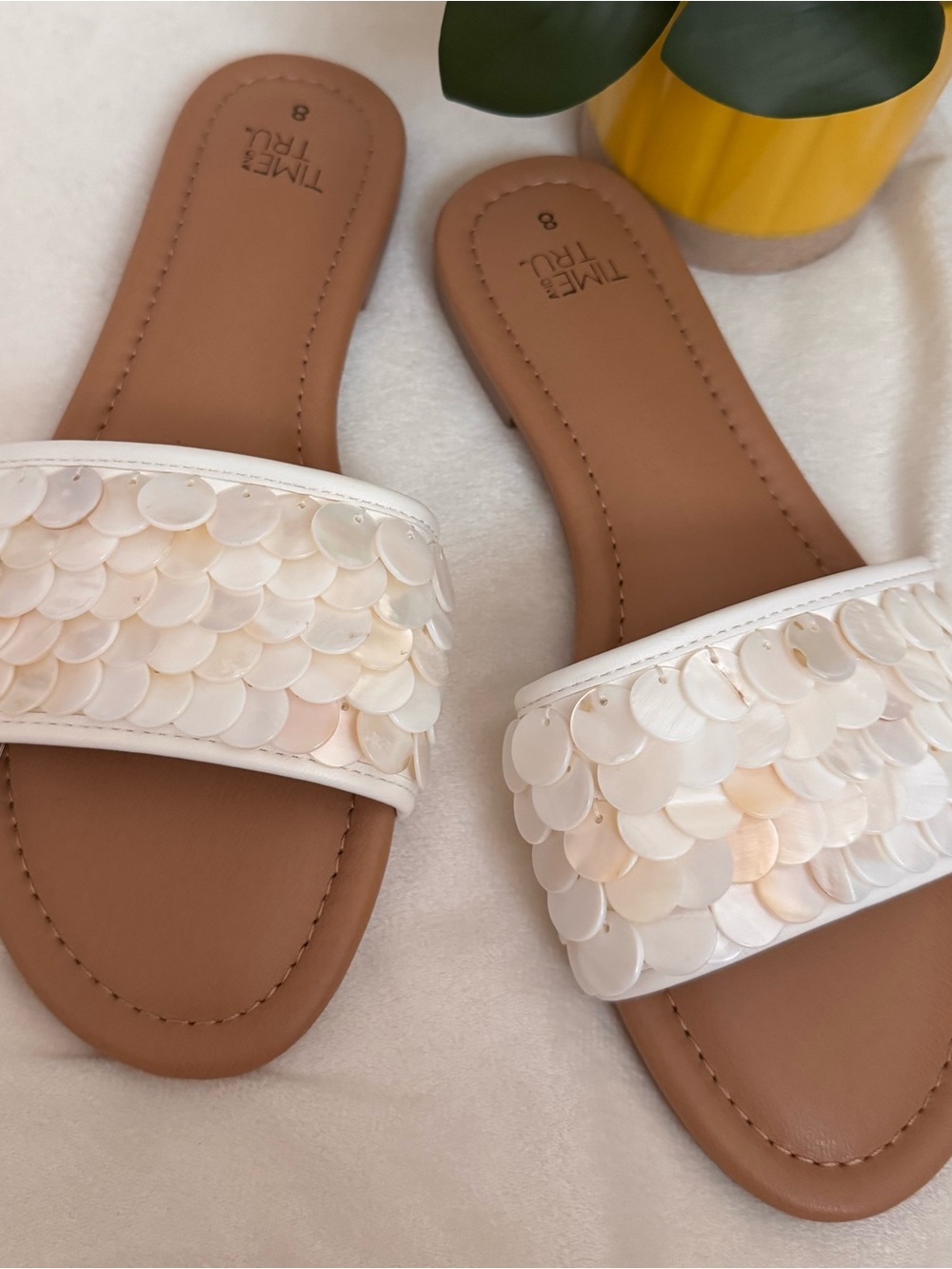 Time and Tru Women's Shell Slide Sandals, Size 8